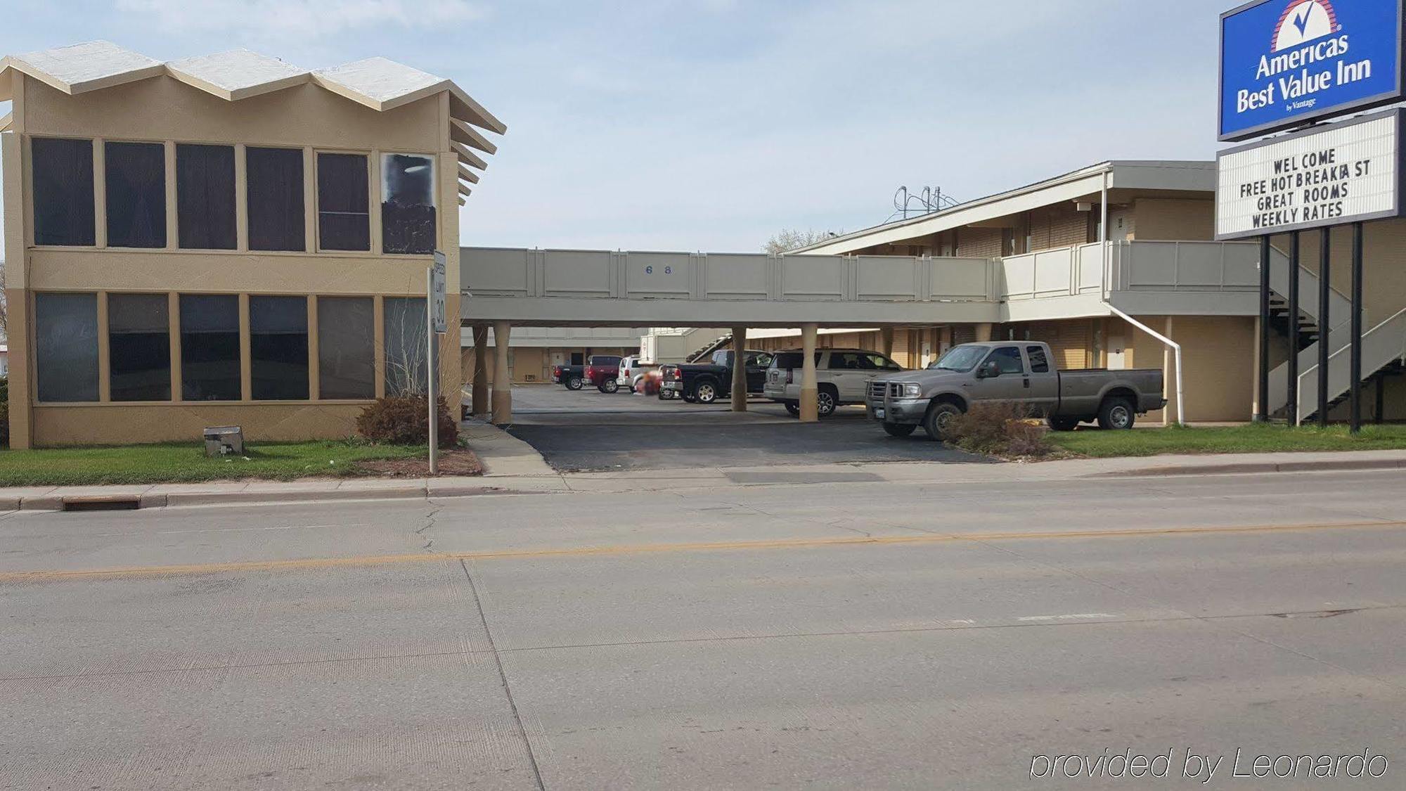 Alamo Inn & Suites Gillette Exterior photo
